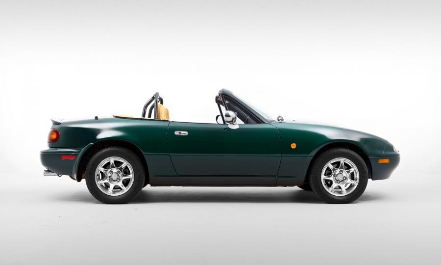  Eunos Roadster V Special (NA8C) 1993 года  (фото 3 из 16)
